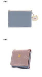 Cartera de mujer bicolor rosa y azul con diseño de oso y texto Good Luck