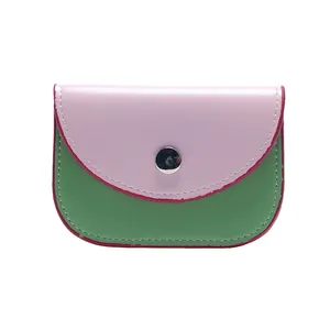 Mini porta carte bicolore rosa e verde con bottone a pressione argento e bordi rossi
