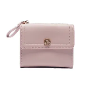 Piccolo portafoglio rosa da donna in finta pelle con fibbia a rosa dorata e zip