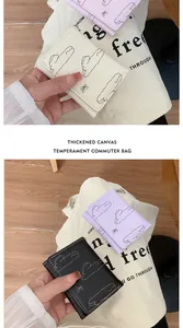Détail des portefeuilles pliables en cuir PU avec motifs mignons de nuages et nœuds
