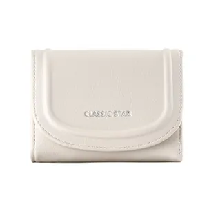 Portefeuille court minimaliste crème en cuir grainé avec logo argenté élégant pour femme