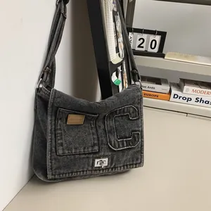 Vintage Denim Crossbody Bag For Women C Letter Patch Messenger Bag Casual Washed Jeans Shoulder Bag With Metal Twist Lock