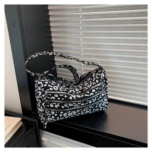 Grand sac fourre-tout à motif léopard avec fermetures éclair et bandoulière de mode