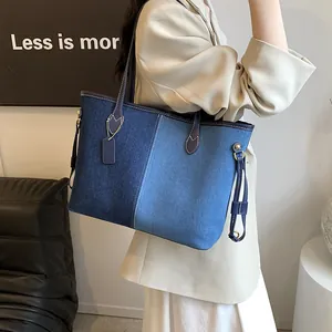 Sac fourre-tout en denim minimaliste avec design color block pour femmes stylées