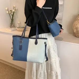 Sac fourre-tout en denim bicolore et ensemble de bandoulière avec anses en cuir
