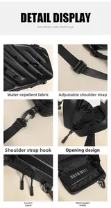 Detail aus wasserfestem Stoff, verstellbarem Riemen und Netztasche an schwarzer Umhängetasche