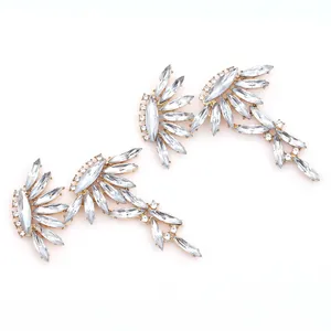 Fashionable marquise rhinestone willow leaf earrings with elegant crystal flower design
