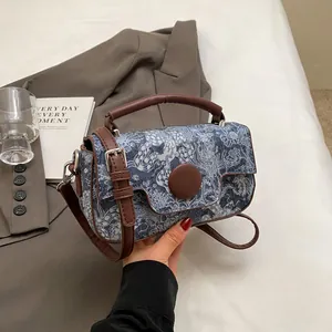 Vintage Jacquard Floral Bucket Bag For Women Fashion PU Leather Contrast Handbag With Adjustable Shoulder Strap Small Crossbody Bag