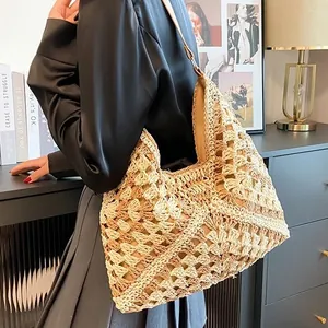 Grand sac fourre-tout tissé en corde de papier avec motif bicolore pour la plage