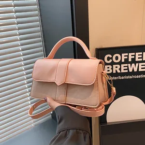 Roze en beige crossbody handtas voor dames met handvat en afneembare riem, PU