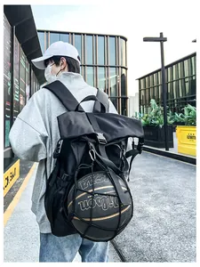 Mochila deportiva para exterior con práctica red frontal para llevar un balón de baloncesto