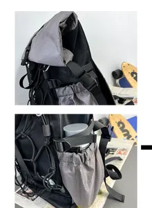 Detalle de tela impermeable en panal y bolsillo con cordón en mochila deportiva