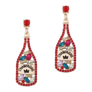 Pendientes de botella de champán con cristales de colores y pedrería brillante