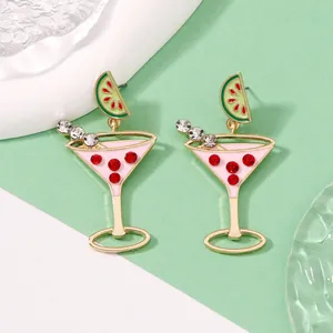 Goldene Cocktailglas-Ohrstecker mit rosa Emaille und Kristallen für Damen Schmuck