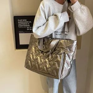 Γυναικεία Μεταλλική Τσάντα Tote Puffer Μεγάλη Χωρητικότητα Καπιτονέ Τσάντα Ώμου Μεταλλικό Φινίρισμα Αδιάβροχη Νάιλον Τσάντα Για Ταξίδια Σπορ