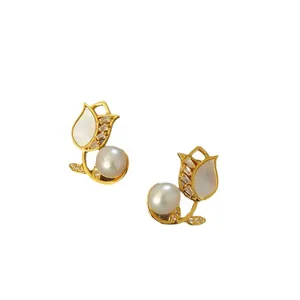 Elegant French style tulip stud earrings with freshwater pearls and 925 silver needles