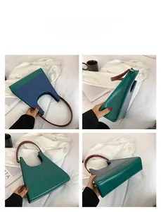 Détails du sac à main rétro géométrique en cuir avec design patchwork bleu et vert