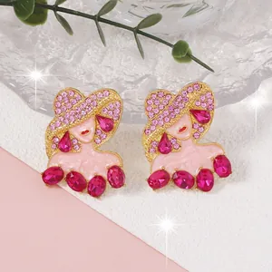 Orecchini ritratto di donna con strass rosa e pietre preziose color fucsia