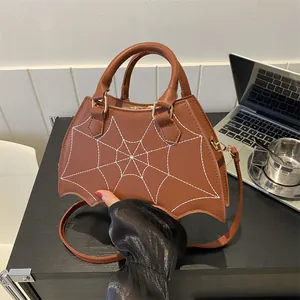 Borsa a Mano da Donna a Forma di Pipistrello Ricamo a Ragnatela in Pelle PU Borsa a Tracolla Con Tracolla Regolabile Per Halloween Festa