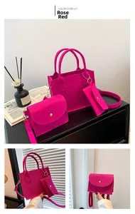 Ensemble de 3 sacs en feutre rose rouge avec motif cœur gaufré et sac bandoulière