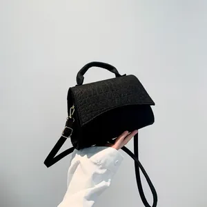 Women Fashion Crocodile Pattern PU Leather Small Square Bag Stylish Felt Shoulder Crossbody Bag Elegant Commute Handbag