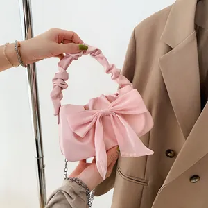 Borsa a Mano da Donna Retro in Pelle PU con Fiocco Moda Manico a Nuvola Arricciato Tracolla a Catena Dolce Crossbody