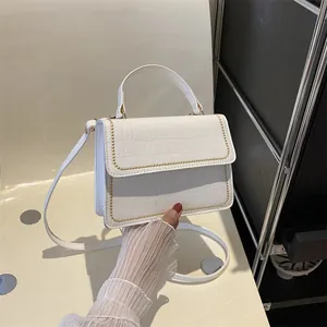 Women Vintage Crocodile Pattern PU Leather Shoulder Bag Fashion Rivet Small Square Handbag Crossbody Bag For Daily