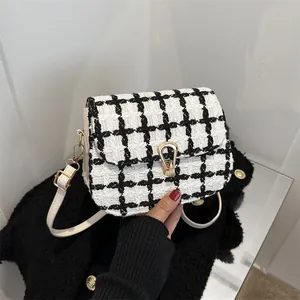 Women's Vintage Tweed Plaid Small Square Bag Elegant Gold Buckle Crossbody Bag Fashion Korean Shoulder Purse For Daily Dating