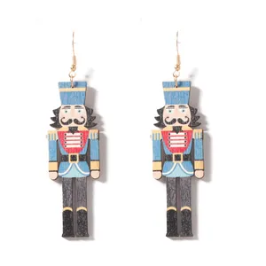 Pendientes de madera de Cascanueces de colores para Navidad, accesorio festivo mujer