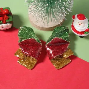 Onregelmatige blad oorbellen met rode groene en gouden glitters voor Kerstmis