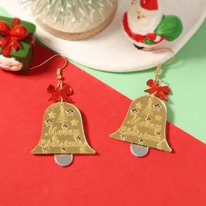 Boucles d'oreilles cloches de Noël dorées avec nœuds rouges et gravure pour les fêtes