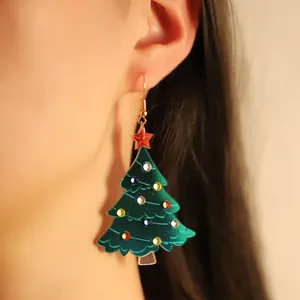 Einzigartige Acryl-Weihnachtsbaum-Ohrringe mit bunten Strasssteinen und Goldhaken