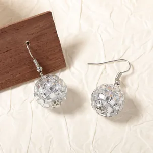 Boucles d'oreilles boules disco argentées avec miroir réfléchissant et crochets