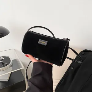 Nouvelle Mode Rétro Sac Cylindre à Épaule pour Femmes Cuir PU Minimaliste Sous le Bras Crossbody Sac à Main Décontracté Petit