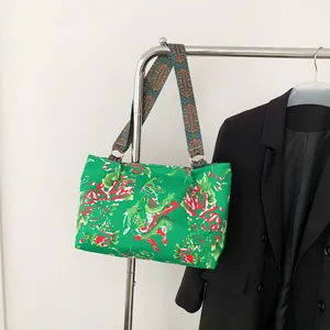Ethno-Stil Nylon Tragetasche Mit Großer Kapazität Für Damen Vintage Pfingstrose Drachendruck Schultertasche Modische Handtasche
