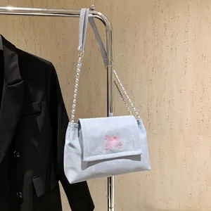 Sac Sous le Bras Mode Femme Broderie Nœud Papillon Cuir PU Chaîne Sac à Épaule pour Fête Quotidienne Cadeau