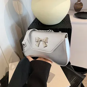 Minimalist Bowknot PU Leather Shoulder Bag Fashionable Chain Crossbody Bag Small Square Purse For Women Daily Travel Use