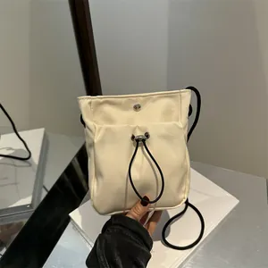 Dames Mini Nylon Oxford Doek Crossbodytas Casual Kleine Trekkoord Telefoontas Met Enkele Touwriem Lichtgewicht Schoudertas