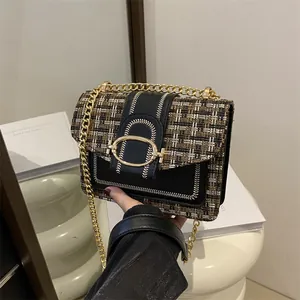 Sac à Épaule en Tweed Plaid Vintage pour Femmes Sac Bandoulière Chaîne Élégant Avec Épissage de Boucle en Métal Petit Sac Carré de Mode