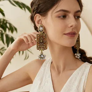 Vintage Baroque Floral Dangle Earrings Alloy Rhinestone Resin Hollow Out Bohemian Palace Style Women Jewelry Accessories