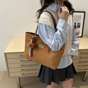 Retro caramel matte leather large tote bag with bear charm and chic printed text