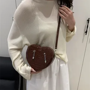 Fashion heart shaped dark brown crocodile pattern crossbody bag with silver chains