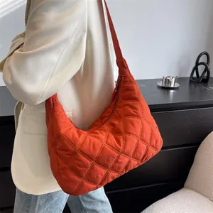 Damen Casual Nylon Gesteppt Raute Hobo Umhängetasche Große Kapazität Leichte Schultertasche Für Alltag Reisen Einkaufen