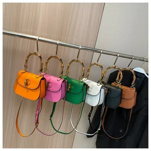Petits sacs à main carrés rétro avec poignées en bambou et bandoulières en six couleurs