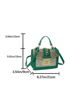 Detailed size guide for green sequined crossbody bag with 21x15x9cm dimensions