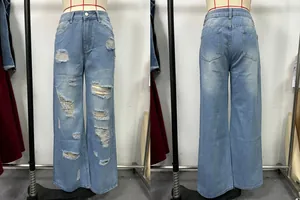Vorder- und Rückansicht der hellblauen High-Waist Wide-Leg Jeans mit Destroyed-Effekten