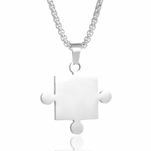 Puzzle-Anhänger-Halskette aus silbernem Edelstahl mit eleganter gebürsteter Oberfläche