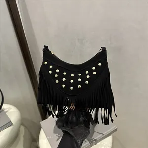 Petit Sac à Bandoulière Vintage pour Femme avec Glands et Rivets en Cuir PU Aspect Daim Sacoche Style Bohême