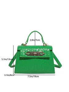 Detailed dimensions of green crocodile pattern handbag showing size 19cm x 13cm x 8cm