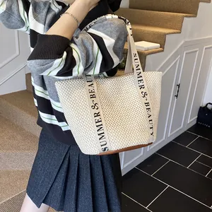 Borsa tote estiva intrecciata a mano con base in pelle e manici in tela Summer
